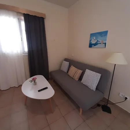 Saint Giovanni House * Charokopio